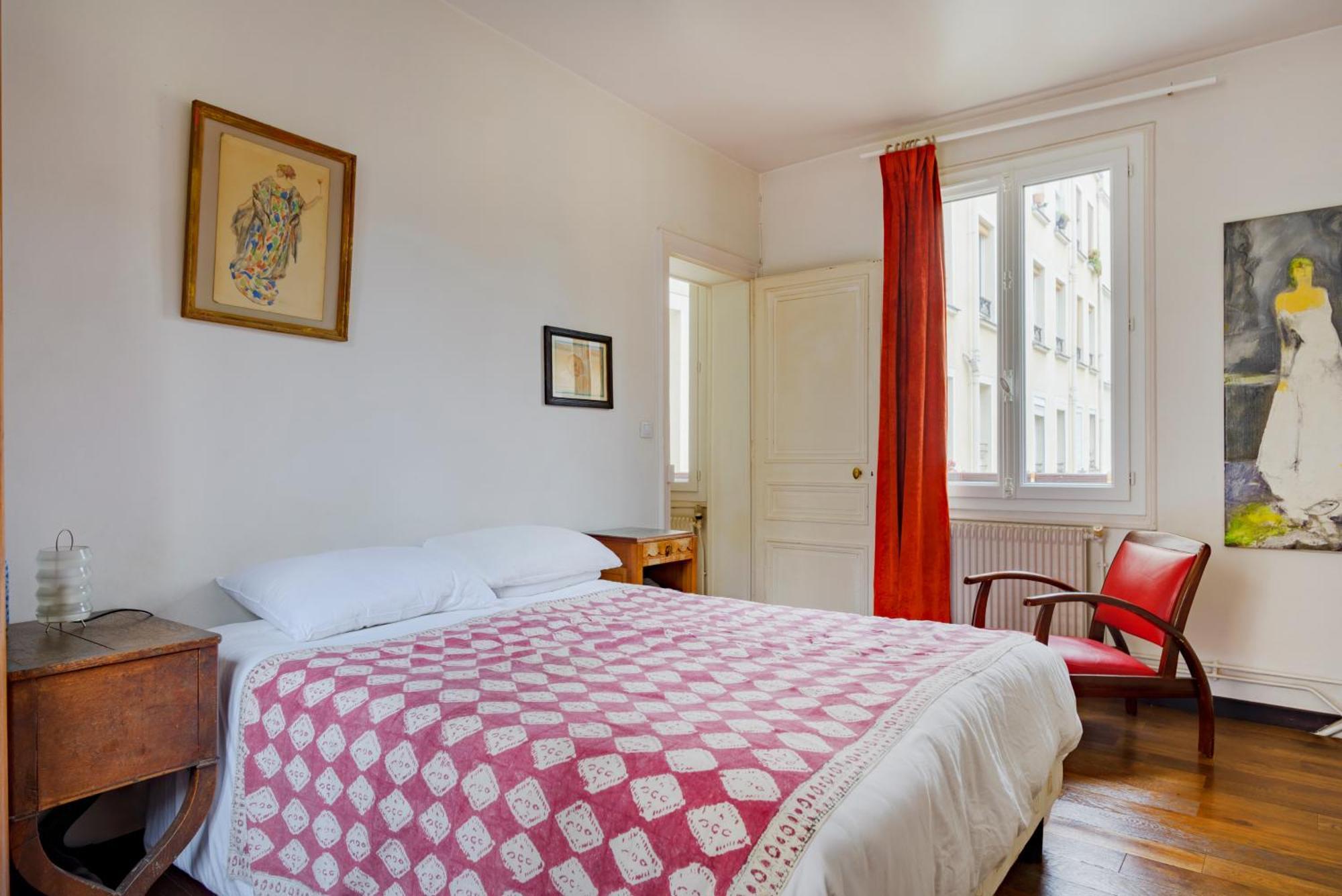Apartment Marais Keller *